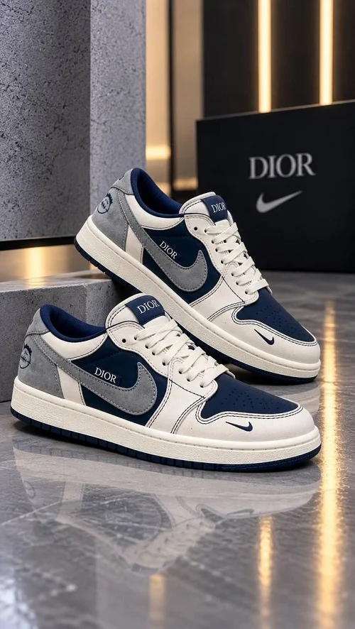 کتونی مردانه طرح Jordan 1 Low Dior چرم مستر ویتنام سرمه‌ای سفید طوسی